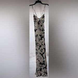 Zara Spring/Summer dress NWT black and white